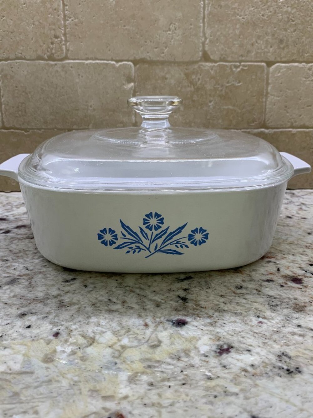 Vintage Corning Ware Blue Cornflower 2 QT. w/ lid